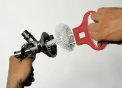 KEG - Reinigungsbürste Für Korbfitting -Sauber Lieferungen Geschäft 7e986ad6 8169 40ef 922c 7802ed2f8e55 1