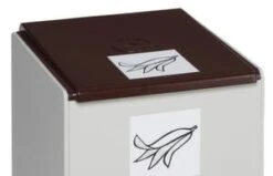 Deckel -Sauber Lieferungen Geschäft 909356e7 0793 4fe4 b42d 3b0852e4c971