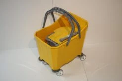 CleanSV© Wischset Bay Gelb 50 Cm - Reinigungswagen Mit Presse, Ein Mopset 50 Cm : Bestehend Aus 3 X 50 Cm Baumwollmops, 50 Cm Mophalter Und Profi -Sauber Lieferungen Geschäft c8bd4309 ea96 487a 98b5 024346a2ab1a