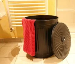 Jinfa 1 Retrodesign Metalleimer Mit Griffen Und Deckel + 50 Müllbeutel | Schwarz | 18L 15 Jinfa 1 Retrodesign Metalleimer Mit Griffen Und Deckel + 50 Müllbeutel | Schwarz | 18L -Sauber Lieferungen Geschäft def4d50e 8809 4daf 8b6f 0fd389f1f95a