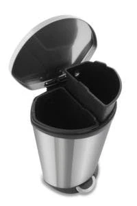 Edelstahl-Tretabfallbehälter, 45l, HxBxT 660x260x590mm, Innenbehälter Kunststoff, Korpus Edelstahl, Deckel Edelstahl 5 Edelstahl-Tretabfallbehälter, 45l, HxBxT 660x260x590mm, Innenbehälter Kunststoff, Korpus Edelstahl, Deckel Edelstahl – Bild 3