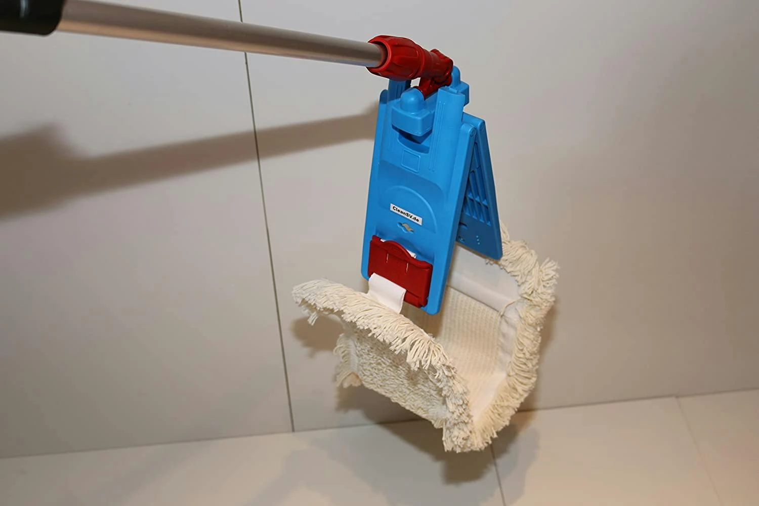 CleanSV Laschenmop Wischset Profi 40 Cm Kunststoff Wischwagen Putzwagen Bodenwischer 9 CleanSV Laschenmop Wischset Profi 40 Cm Kunststoff Wischwagen Putzwagen Bodenwischer – Bild 7